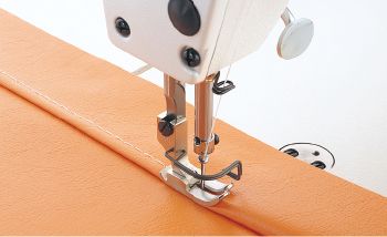 JUKI DDL-5600NJ — Широко применима для шитья тяжёлых материалов