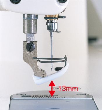 JUKI DDL-8700L — Машина имеет простые в использовании функции для улучшения управляемости